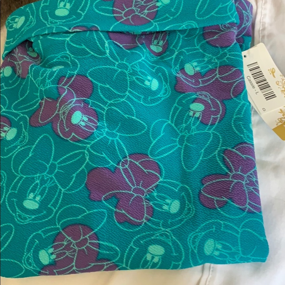 New LuLaRoe Disney Minnie Mouse Sz L Cassie Skirt